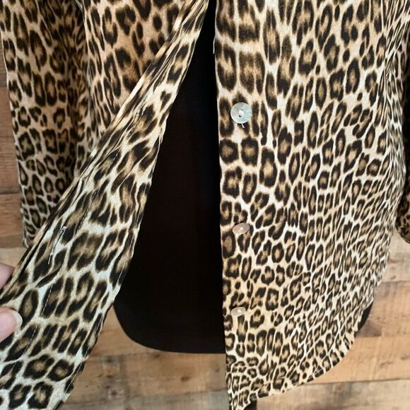 ‎Chico leopard cold shoulder blouse, Chico’s 0 - Picture 3 of 8